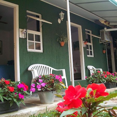 Hospedagem Da Laranjeira Γκραμάντο Εξωτερικό φωτογραφία