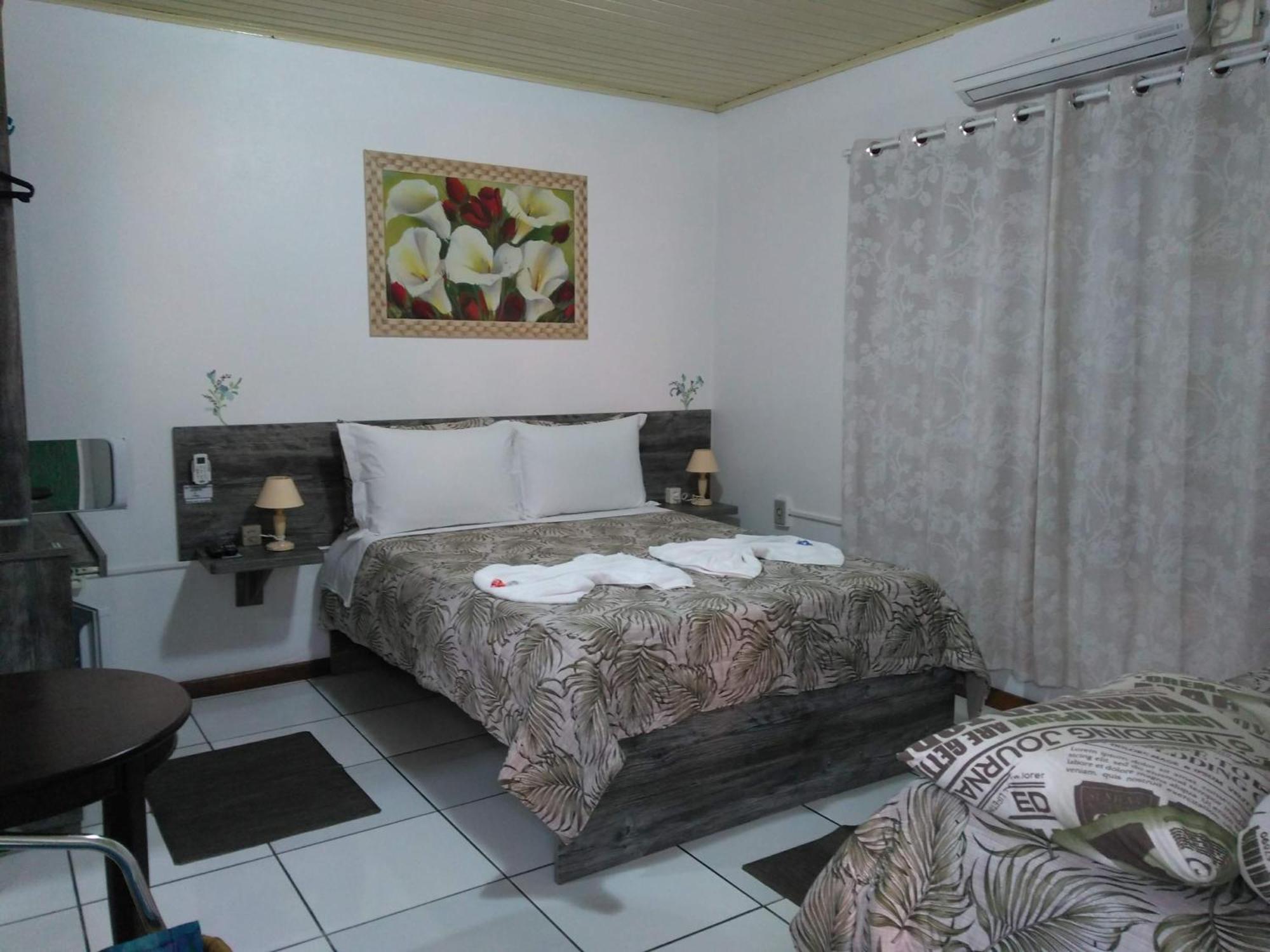 Hospedagem Da Laranjeira Γκραμάντο Εξωτερικό φωτογραφία
