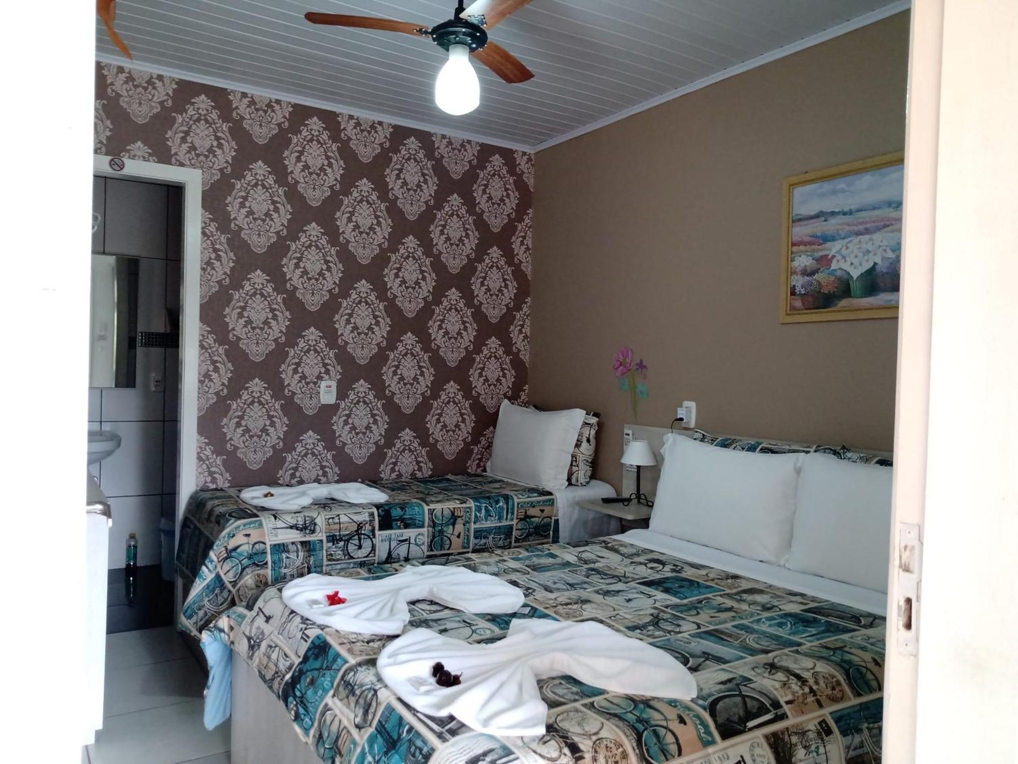 Hospedagem Da Laranjeira Γκραμάντο Εξωτερικό φωτογραφία