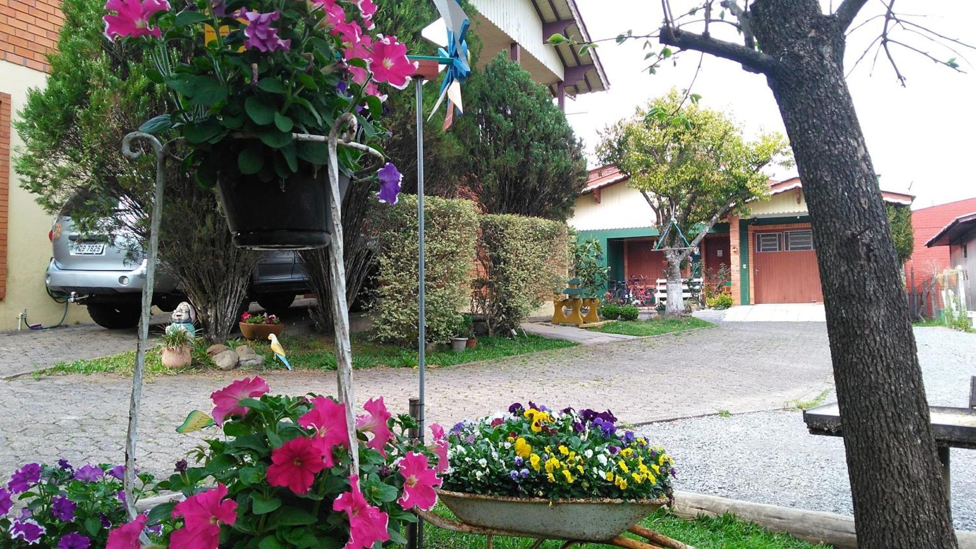 Hospedagem Da Laranjeira Γκραμάντο Εξωτερικό φωτογραφία